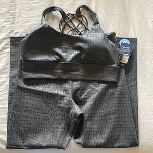 Marika Ebony Croc-Print HighRise Leggings Sz:L Color:Dark grey & Sports Bra Sz:L
